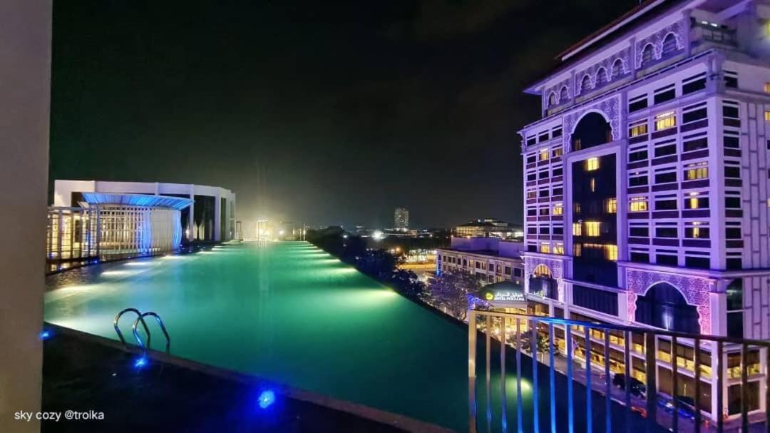 Sky Cozy Troika Residence, 1 Bedroom 4-6 Pax, 2 Bedrooms 6-8 Pax, Pool Vew, Sky & City View, Free Parking, Pool, Unlimited Wifi & Netflix Кота Бару Екстериор снимка