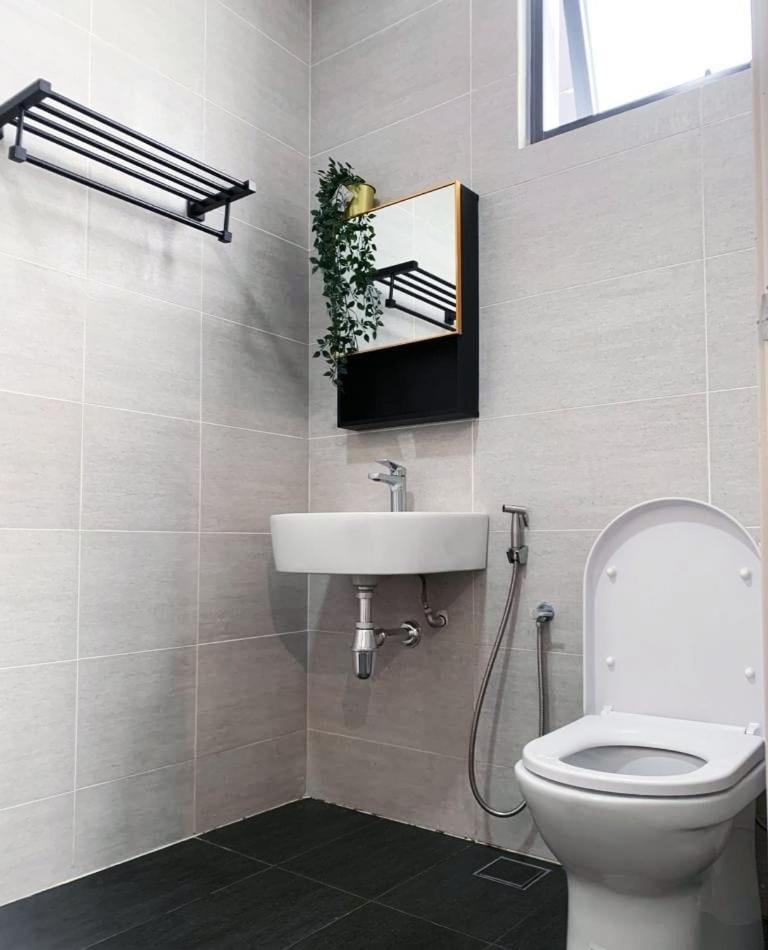Sky Cozy Troika Residence, 1 Bedroom 4-6 Pax, 2 Bedrooms 6-8 Pax, Pool Vew, Sky & City View, Free Parking, Pool, Unlimited Wifi & Netflix Кота Бару Екстериор снимка
