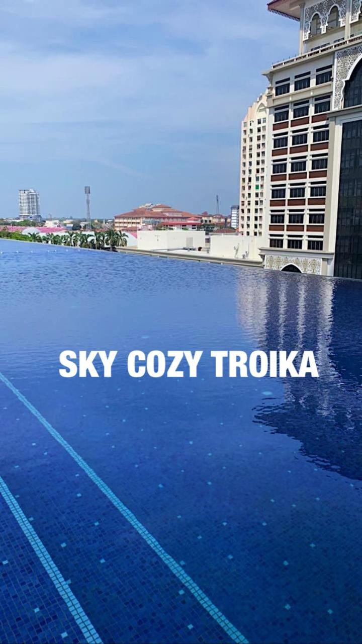 Sky Cozy Troika Residence, 1 Bedroom 4-6 Pax, 2 Bedrooms 6-8 Pax, Pool Vew, Sky & City View, Free Parking, Pool, Unlimited Wifi & Netflix Кота Бару Екстериор снимка
