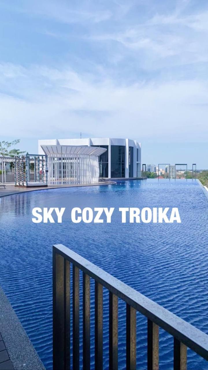 Sky Cozy Troika Residence, 1 Bedroom 4-6 Pax, 2 Bedrooms 6-8 Pax, Pool Vew, Sky & City View, Free Parking, Pool, Unlimited Wifi & Netflix Кота Бару Екстериор снимка