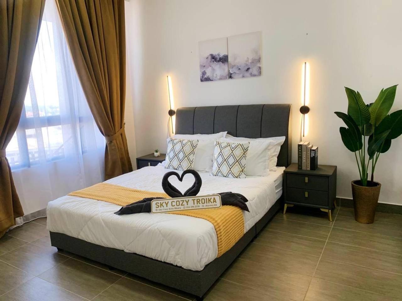 Sky Cozy Troika Residence, 1 Bedroom 4-6 Pax, 2 Bedrooms 6-8 Pax, Pool Vew, Sky & City View, Free Parking, Pool, Unlimited Wifi & Netflix Кота Бару Екстериор снимка