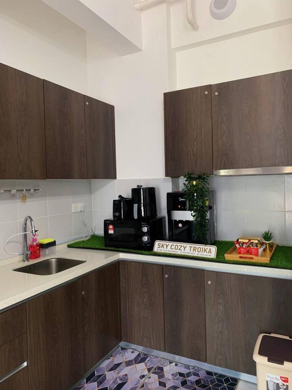 Sky Cozy Troika Residence, 1 Bedroom 4-6 Pax, 2 Bedrooms 6-8 Pax, Pool Vew, Sky & City View, Free Parking, Pool, Unlimited Wifi & Netflix Кота Бару Екстериор снимка